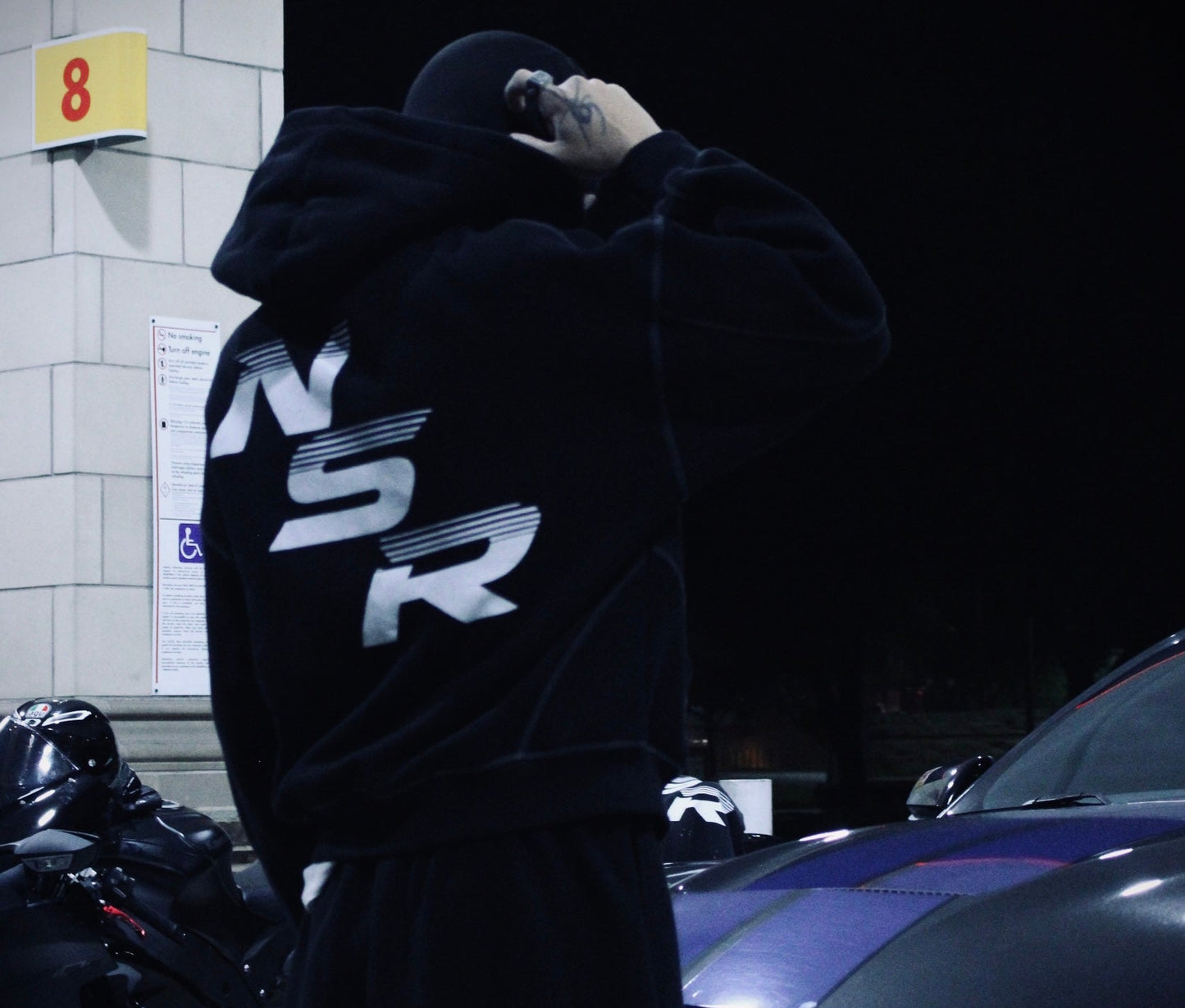 Contrast-Stitched Boxy Fleece Zip Hoodie